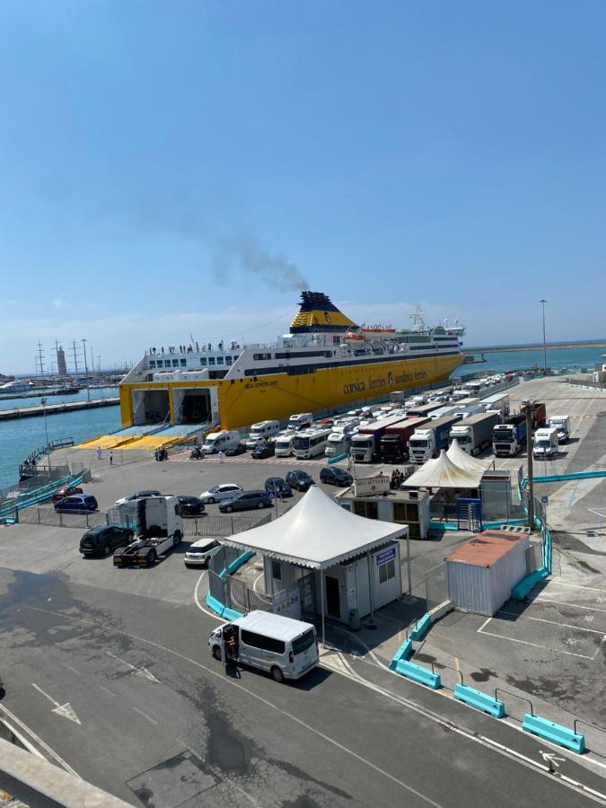Appartamento Al Mercato ลีวอร์โน ภายนอก รูปภาพ
