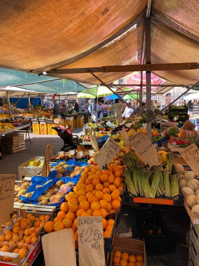 Appartamento Al Mercato ลีวอร์โน ภายนอก รูปภาพ